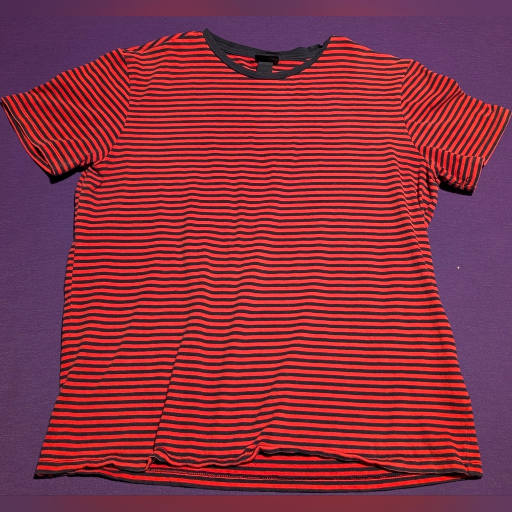 H&M mens Black & Red Striped T Shirt